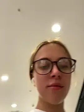 Stripchat Free Porn Cam of enjoy_my_beauty