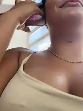 Stripchat Sex Cam of Kaily_Sweet16