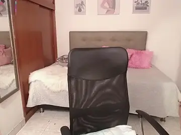 Stripchat Adult Webcam of Miley_Baker