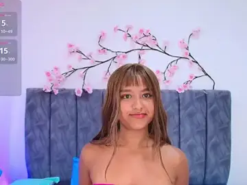 Stripchat Watch Live Sex Cams of Sophiee_Velvet