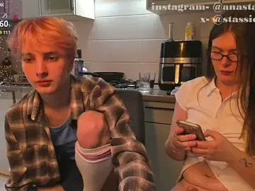 Stripchat Private Sex Chat of stassie_mil