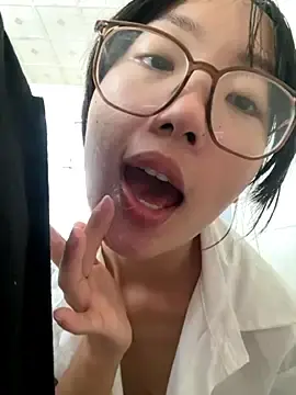 Stripchat Live Sex Cam of xiaotian88