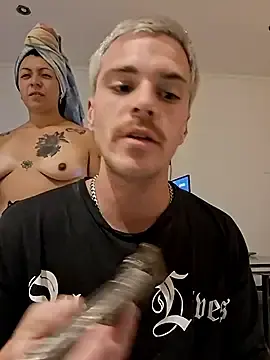 Stripchat Live Sex Cam of VenomKushx