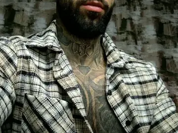 Stripchat Live Sex Cam of MasculineGuy99