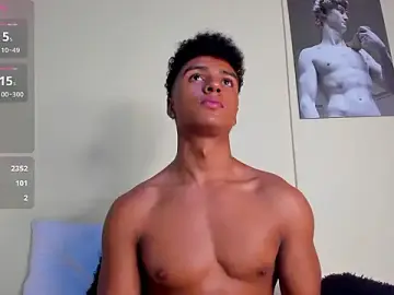 Stripchat Live Sex Cam of MagnusKing_