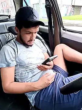 Stripchat Live Sex Cam of mosmar_20