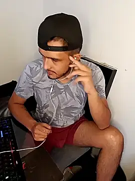 Stripchat Watch Live Sex Cams of mosmar_20