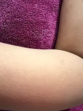 Stripchat Best Webcam of VR_here_4U