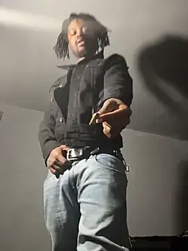 Stripchat Free Porn Cam of MIGHTYDEMONXXX