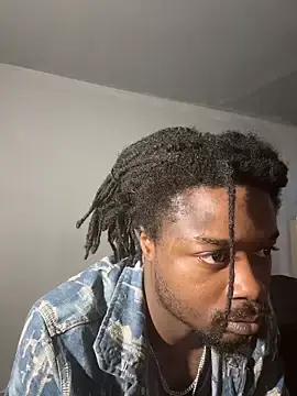 Stripchat Live Sex Cam of MIGHTYDEMONXXX