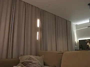 Stripchat Live Sex of eva_m1racle_