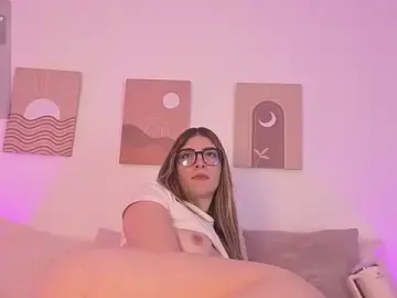 Stripchat Live Sex of Mia_Heartt