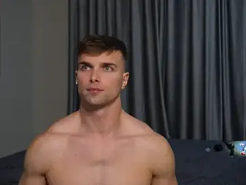 Stripchat Sex Cam of Nik_Sharp