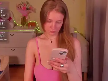 Stripchat Free Porn Cam of SweetMilkis