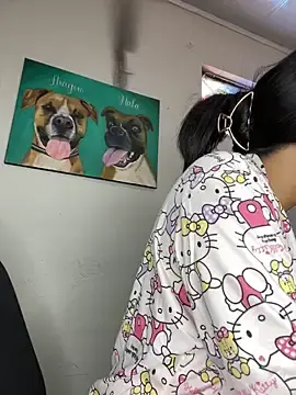 Stripchat Live Sex Cam of Marianahb-e