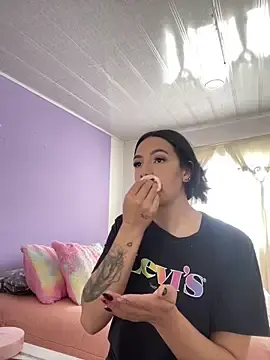 Stripchat Live Porn of Marianahb-e