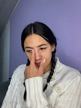 Stripchat Live Sex Cam of Marianahb-e