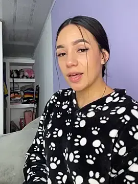 Stripchat Watch Live Sex Cams of Marianahb-e