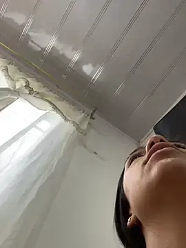 Stripchat Sex Cam of Marianahb-e