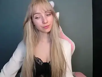 Stripchat Adult Webcams of LuciaYoung