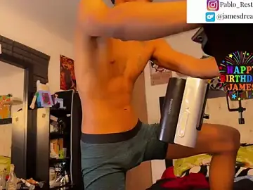 Stripchat Best live sex cam show of JamesDreams