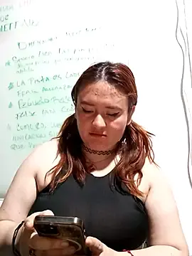 Stripchat Sex Cam of AliaMiller_