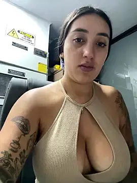 Stripchat Sex Cam of Hannahoff