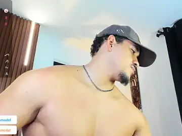 Stripchat Adult Webcam of lucasanto_