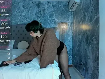 Stripchat Live Sex Cam of Ramona_Flower