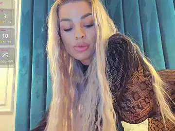 Stripchat Free Porn Cam of Russian_Ava