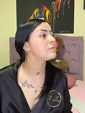 Stripchat Adult Webcams of Emmie_Hot