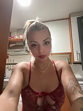 Stripchat Adult Video Chat of Noeliagglow