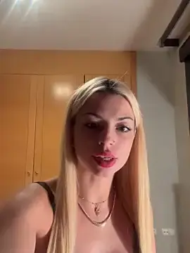 Stripchat Adult Video Chat of Noeliagglow