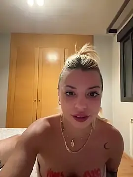 Stripchat Private Sex Chat of Noeliagglow