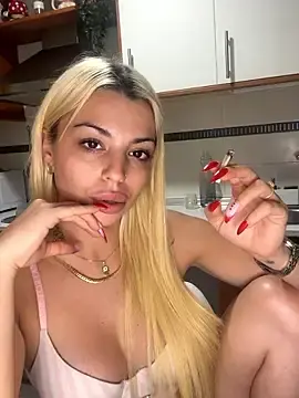 Stripchat Adult Webcams of Noeliagglow