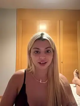 Stripchat Best Webcam of Noeliagglow