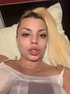 Stripchat Adult Webcams of Noeliagglow