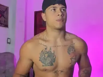 Stripchat Live Sex Cam of Dominic_Biker__