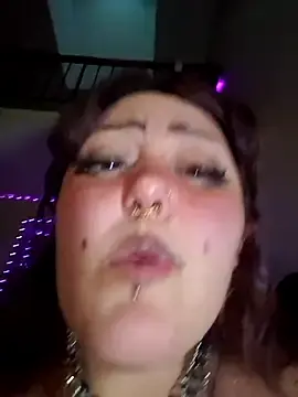 Stripchat Sex Cam of Cutegothcrybabyx