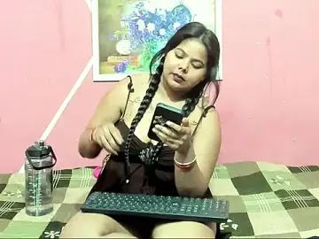 Stripchat Free Live Porn of Mia_jonny6