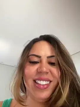 Stripchat Adult Webcams of lariic