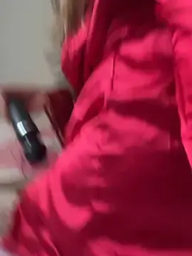 Stripchat Sex Cam of lariic