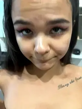 Stripchat Sex Chat of RollingGirls