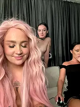Stripchat Watch Live Sex Cams of RollingGirls