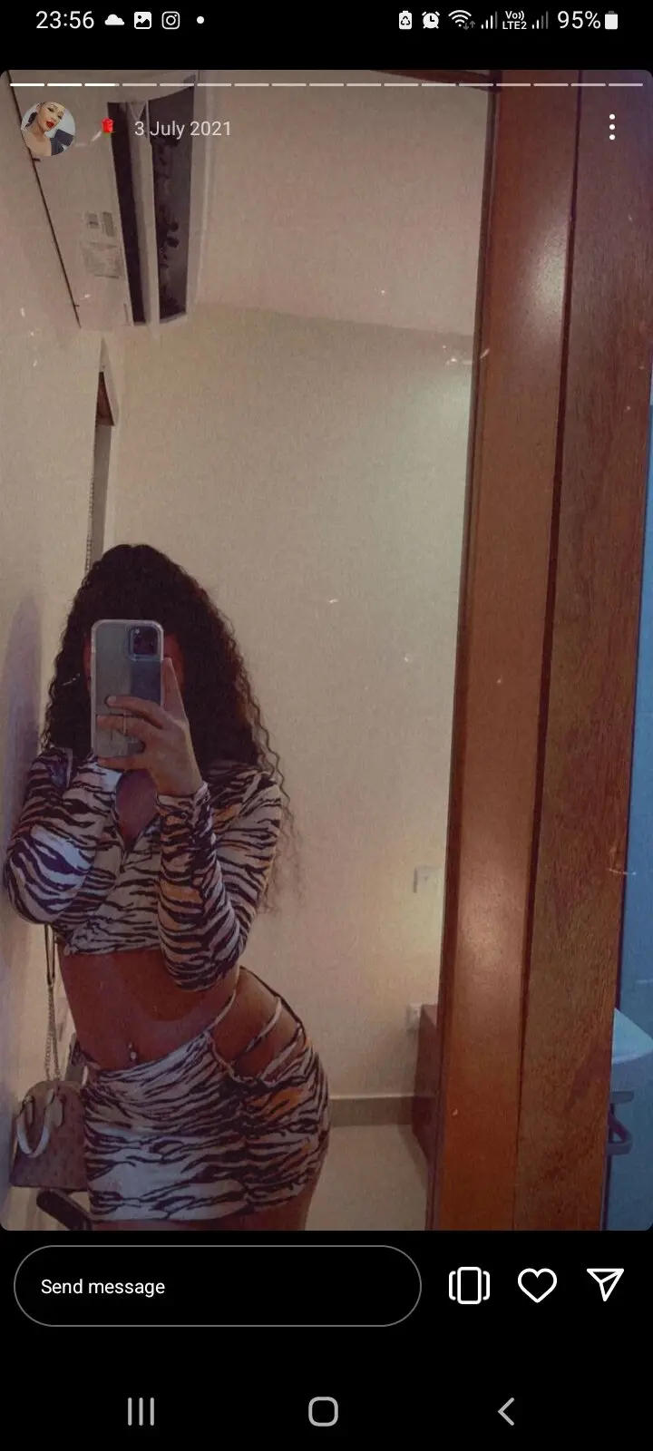 Sexy_barb2