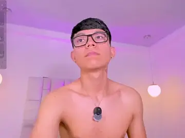 Stripchat Free Live Porn of CodyTwink