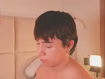 Stripchat Nude Webcam of Enyoll_