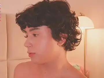 Stripchat Free Live Porn of Enyoll_