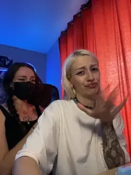 Stripchat Sex Cam of Dooubletroublee
