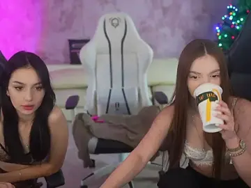 Stripchat Nude Webcam of Zlata_Sky